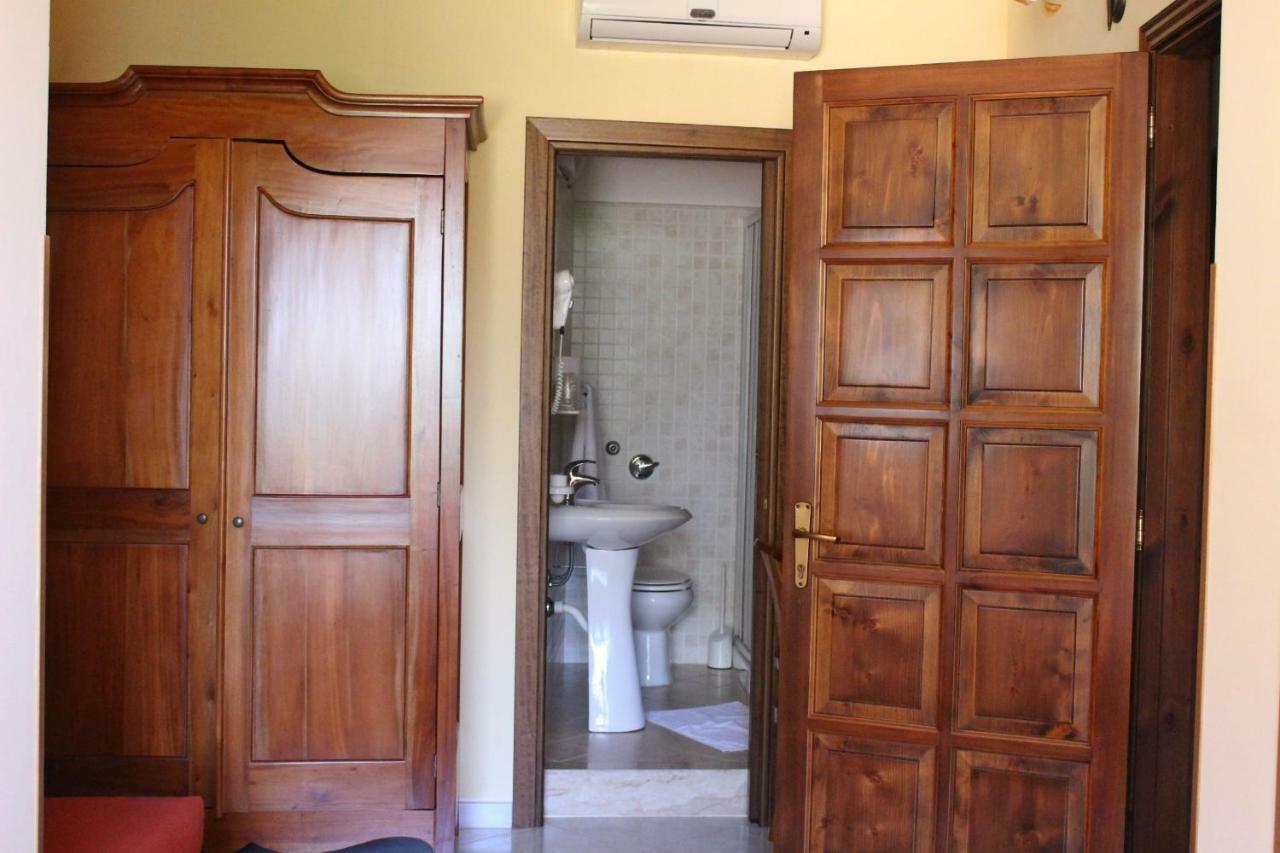 Raggio Di Sole Bed & Breakfast Macari Dış mekan fotoğraf