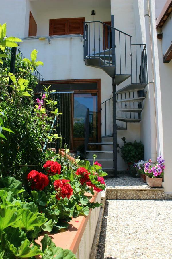 Raggio Di Sole Bed & Breakfast Macari Dış mekan fotoğraf